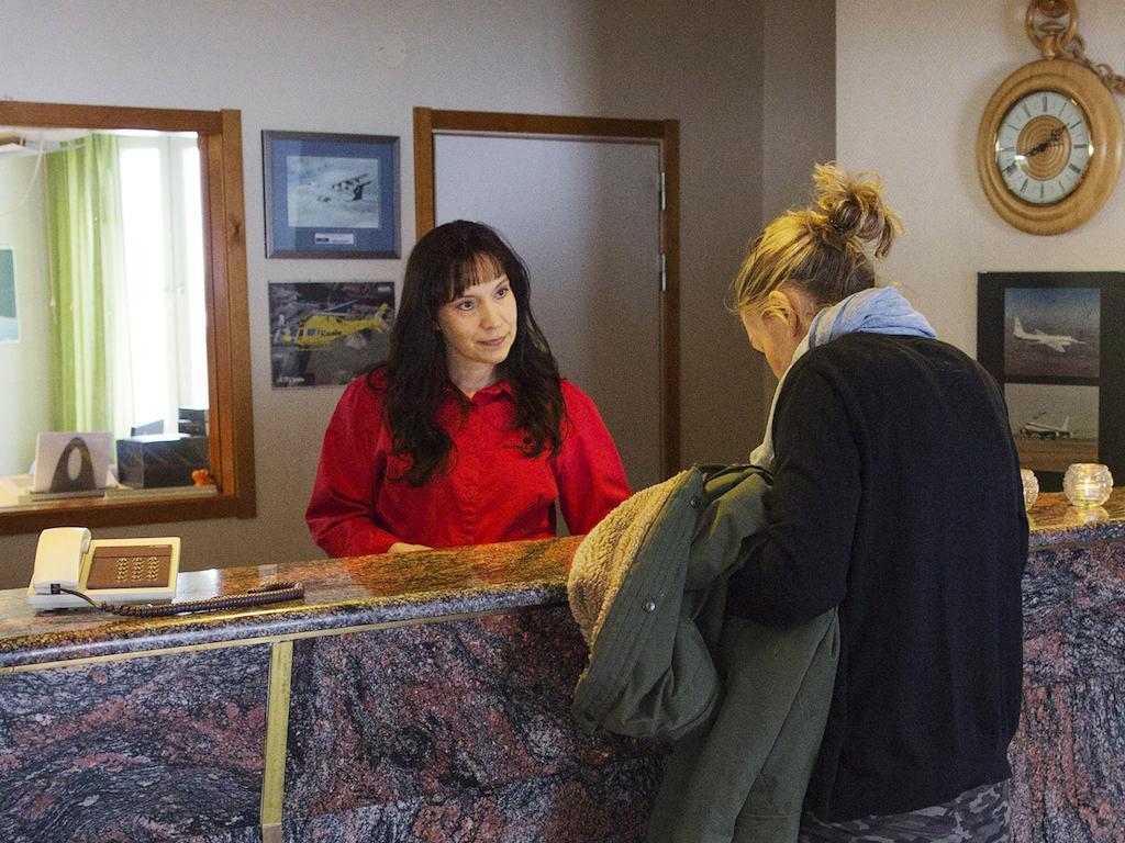 קירונה Hotell Kebne מראה חיצוני תמונה