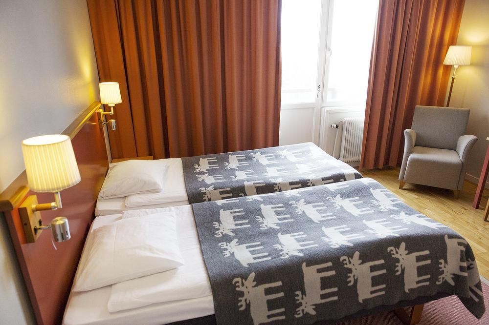 קירונה Hotell Kebne מראה חיצוני תמונה