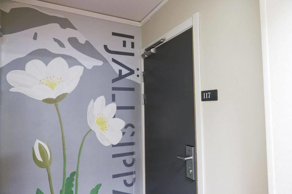 קירונה Hotell Kebne מראה חיצוני תמונה